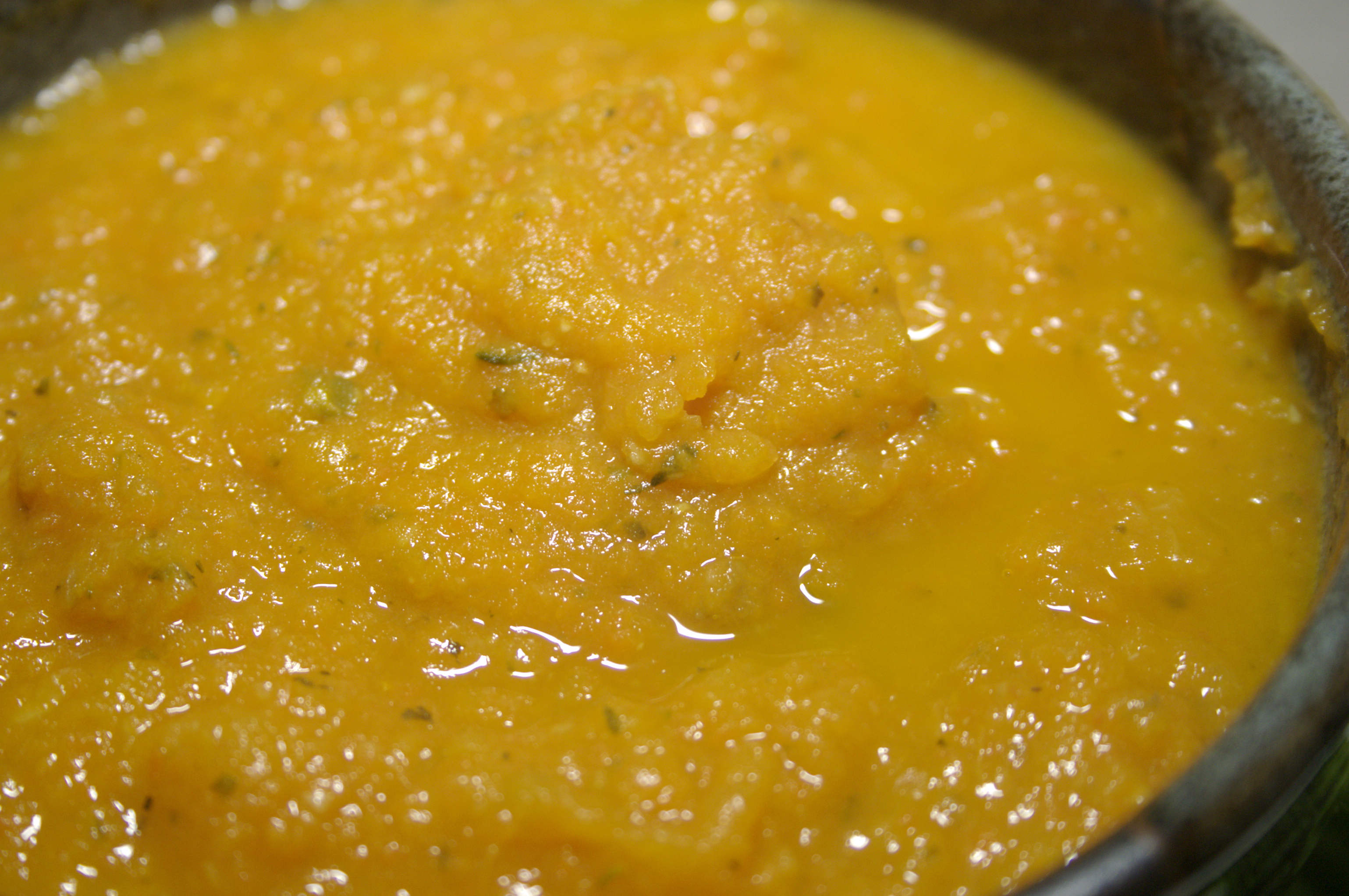 Herbed Carrot Soup